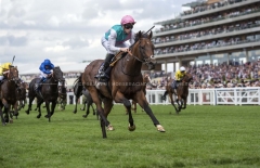 EXPERT EYE AND JAMES McDONALD CROSS THE LINE TO WIN THE JERSEY STAKES BY 4 1/2 LENGTHS FROM SOCIETY POWER (LEFT) AND COULD IT BE LOVE (BLUE COLOURS).ASCOT 20-6-18.©George Selwyn  07967 030722 email: george@georgeselwyn.co.uk Vat no:3308110 05