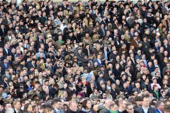 CROWD.CHELTENHAM 13-3-20.Photo © George Selwyn +44 (0)7967 030722116 Wellington Parade Kent UK CT14 8AF.