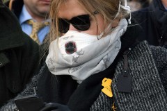 FACE MASK.CHELTENHAM 13-3-2Photo © George Selwyn +44 (0)7967 030722116 Wellington Parade Kent UK CT14 8AF.